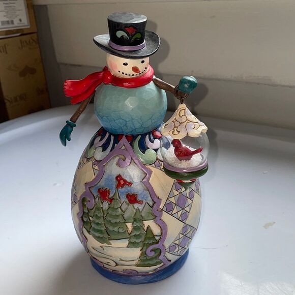 Jim Shore 2011 Winters Beauty Snowman Holding Cardinal in glass globe figurine‎